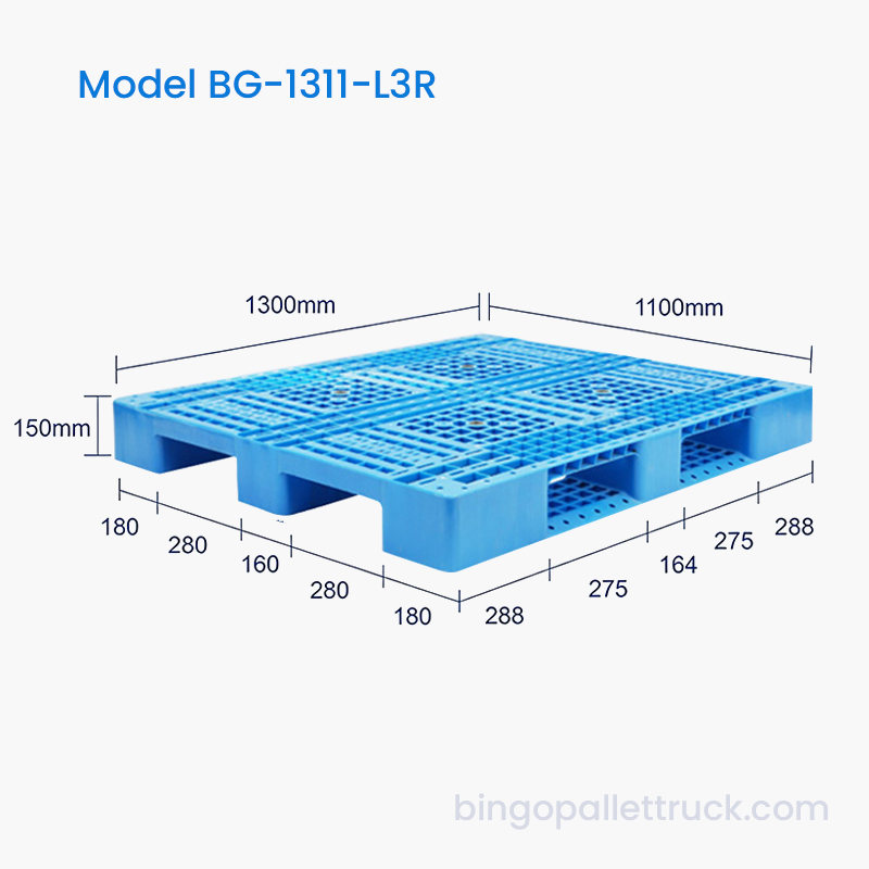1300 × 1100 mm 3-futós HDPE műanyag raklap