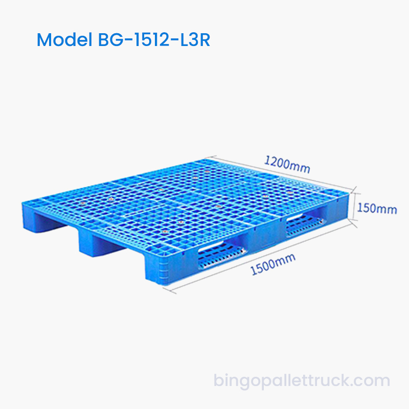1500 × 1200 mm-es 3-futós HDPE műanyag raklap raktározáshoz és logisztikához