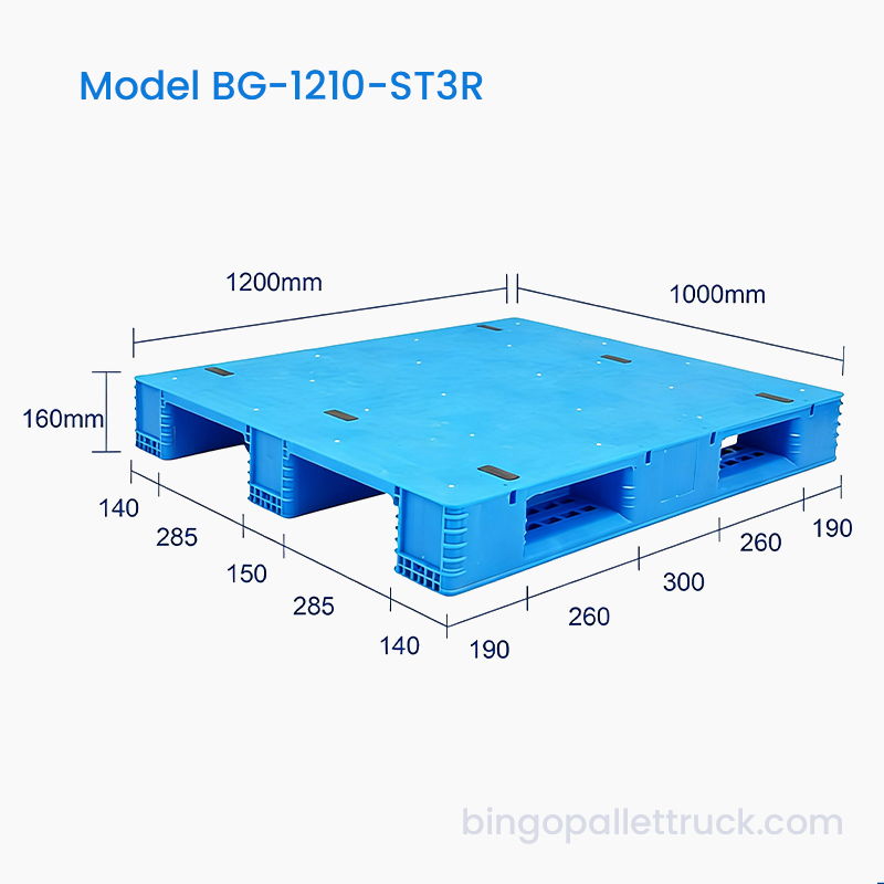 1200 × 1000 mm tömör felső 3 futós műanyag raklap hűtőraktári használatra